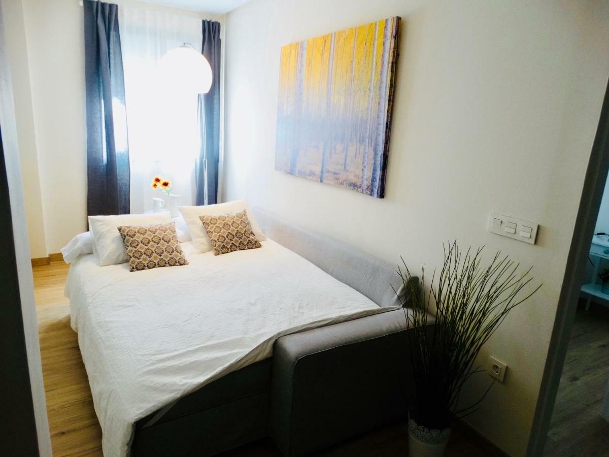 Apartamento El Barranco Севилья Экстерьер фото